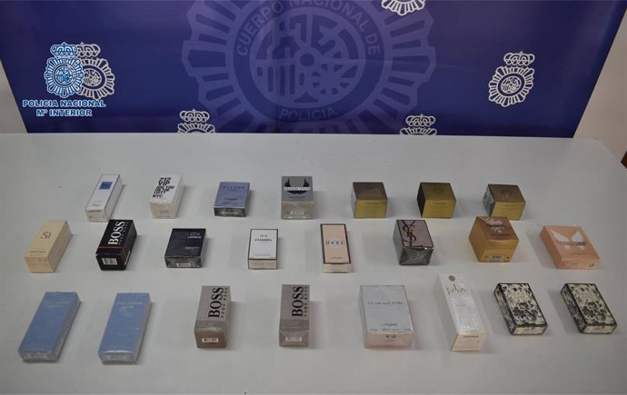 Perfumes y cosméticos incautados