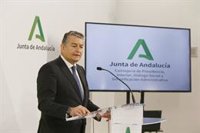 Junta: Los agricultores "se sienten huérfanos de un gobierno que les defienda" en España