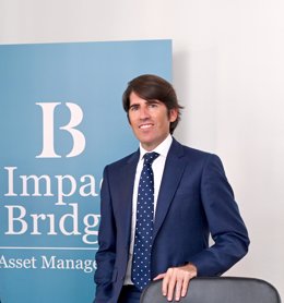 El socio gerente y cofundador de Impact Bridge, Íñigo Serrats.