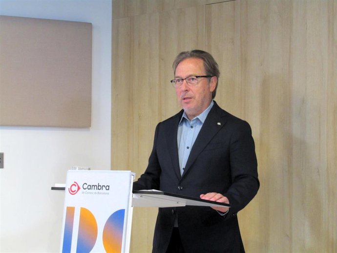 El presidente de la Cámara de Barcelona, Josep Santacreu, en rueda de prensa este jueves