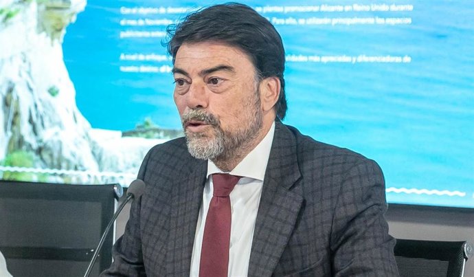 Archivo - El alcalde de Alicante, Luis Barcala