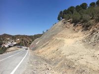 Continúan los cortes en las carreteras de acceso en la frontera con Rosal y Paymogo (Huelva)