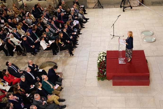 Acto en el parlamento por los 42 años del Estatuto de Autonomía de Cantabria.
