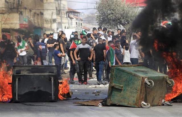 Archivo - Imagen de archivo de enfrentamientos entre palestinos y el Ejército de Israel en Tulkarem (Cisjordania)