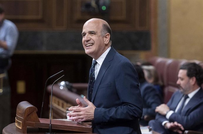 El diputado del grupo mixto, Alberto Catalán Higueras.