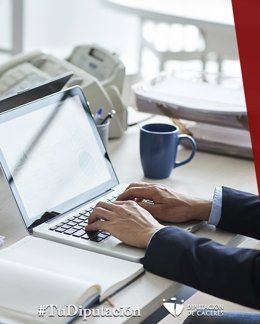 La contratación indefinida sigue sin llegar a la mitad 