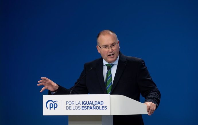 El portavoz del Grupo Parlamentario Popular en el Congreso, Miguel Tellado, durante una rueda de prensa, en la sede del PP, a 3 de enero de 2024, en Madrid (España).