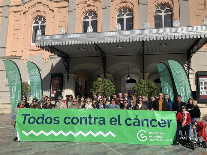 Acto institucional organizado con motivo del Día Mundial contra el Cáncer por la Asociación Española Contra el Cáncer de Murcia