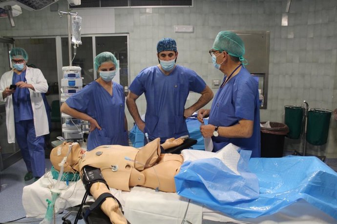 Simulacro de incendio en quirófanos del Hospital Macarena.