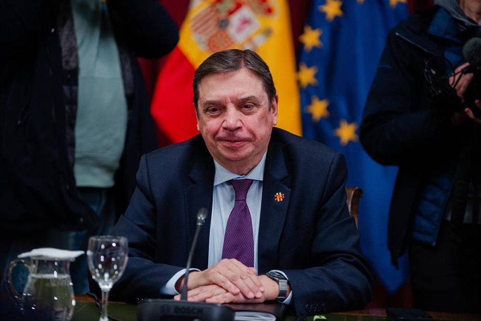 El ministro de Agricultura, Pesca y Alimentación, Luis Planas, se reúne con las organizaciones profesionales agrarias, en la sede del Ministerio, 