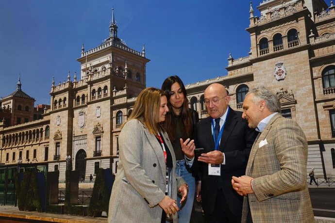 Valladolid y Sevilla formalizan un acuerdo de colaboración para la promoción turística de ambas ciudades.