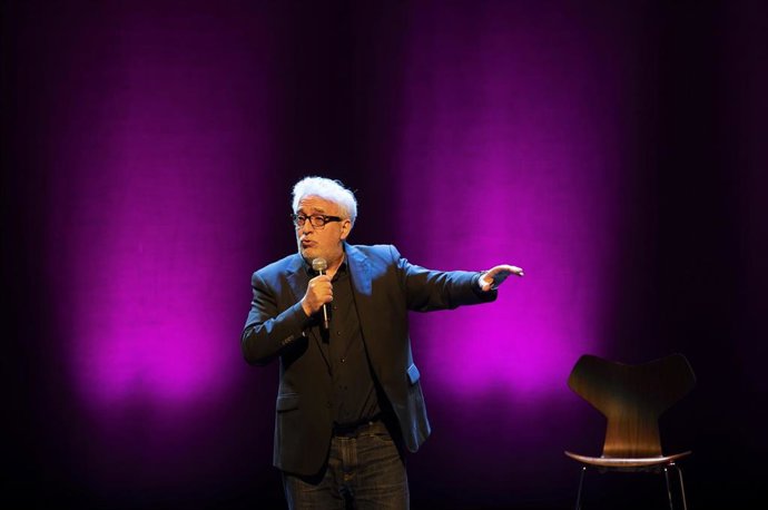 Archivo - El humorista Leo Harlem