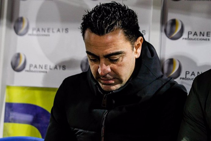 Xavi Hernandez, head coach of FC Barcelona, looks on during the Copa del Rey Round of 16 match between Unionistas de Salamanca CF and FC Barcelona at Estadio Municipal Reina Sofia on January 18, 2024 in Salamanca, Spain.