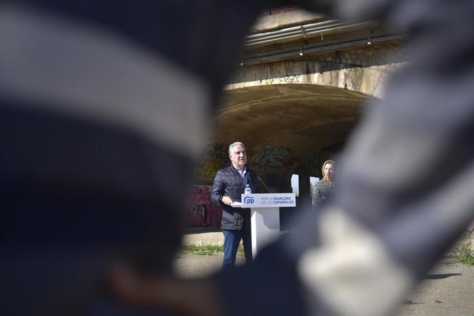 El vicesecretario de Coordinación Autonómica y Local del PP y diputado nacional por Málaga, Elías Bendodo.