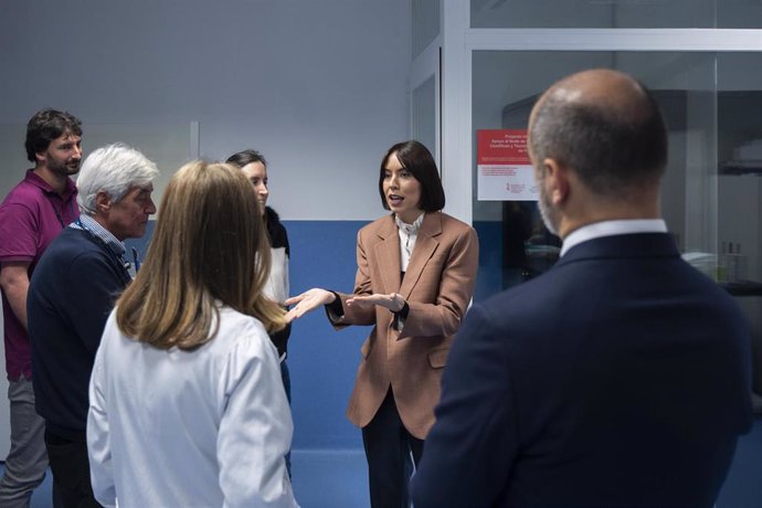 La ministra de Ciencia, Innovación y Universidades, Diana Morant, visita el Hospital Universitari i Politècnic La Fe de València