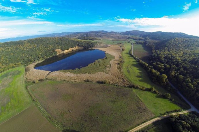 Lago Caicedo Yuso y Arreo