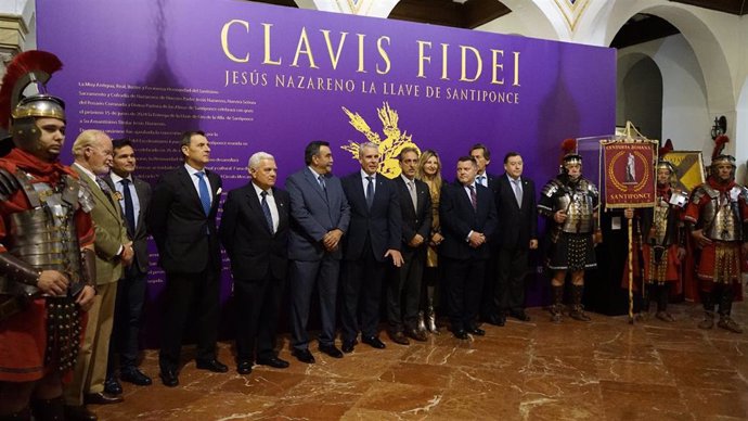 Inauguración de la exposición Claves Fidei sobre el Jesús Nazareno de Santiponce en el Círculo Mercantil