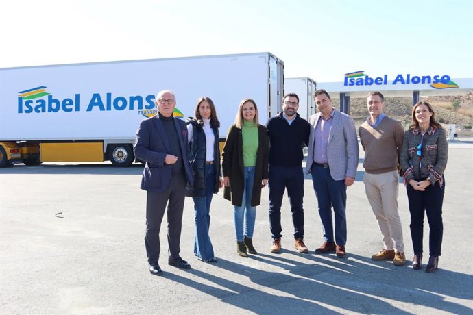 El PP de Almería exige al Gobierno que actúe ante el "infierno" que sufren cientos de transportistas atrapados en Francia.