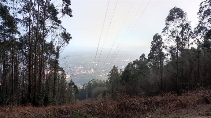 Contaminación en Oviedo observada desde el Monte Naranco.
