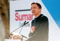 Íñigo Errejón logra 'el pasaporte' gallego y avisa a Feijóo que no venga mucho de Madrid: "A ver si le quitan el puesto"