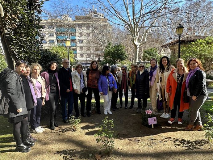 La secretaria general del PSIB-PSOE, Francina Armengol, asiste al homenaje a Antnia Matamalas en la Misericordia