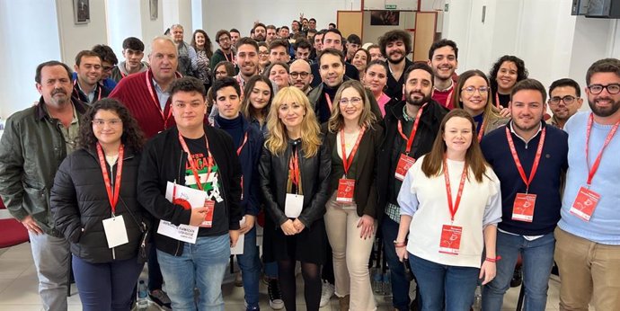 El PSOE de Cádiz reclama participación en la nueva Ley de Juventud que prepara el Gobierno andaluz.