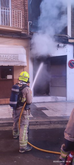 Labores de extinción del incendio en Gascón de Gotor.