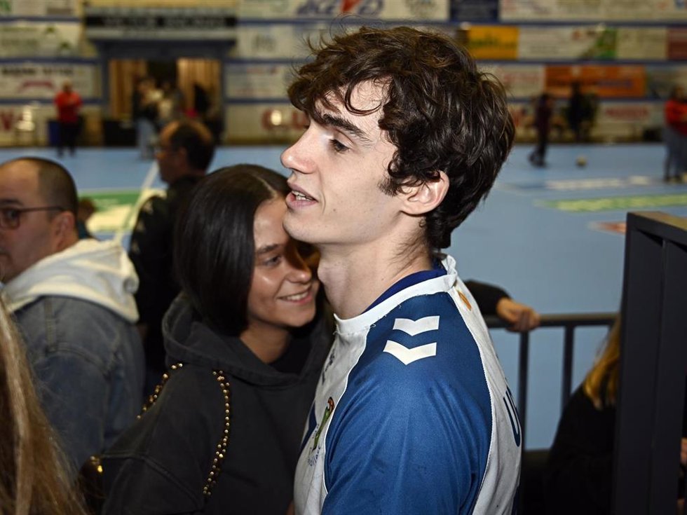 VICTORIA FEDERICA ACUDE AL ÚLTIMO PARTIDO DE PABLO URDANGARIN EN SEGOVIA