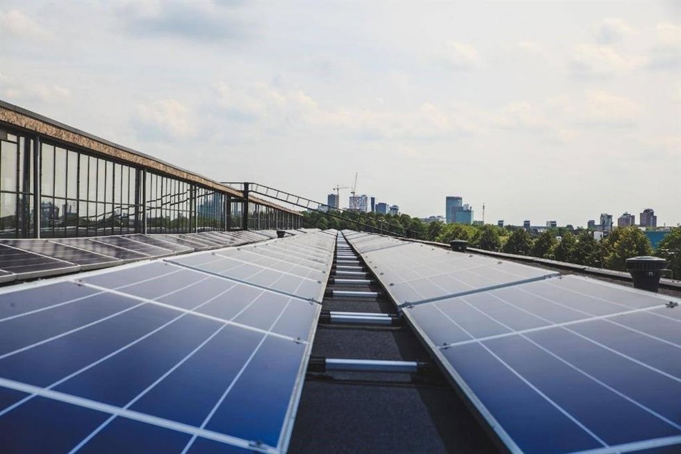 Archivo - Placas solares