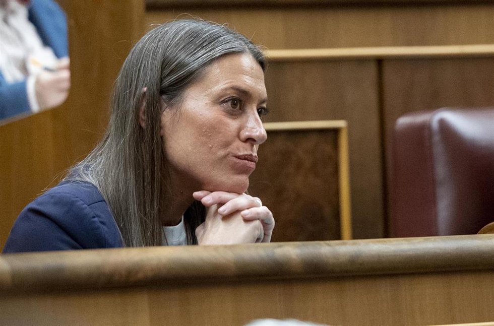 La portavoz de Junts en el Congreso, Miriam Nogueras, durante una sesión plenaria, en el Congreso de los Diputados.