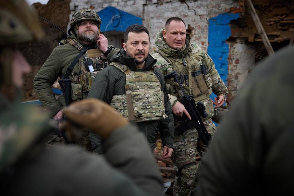 El presidente ucraniano, Volodimir Zelenski, con ropa militar