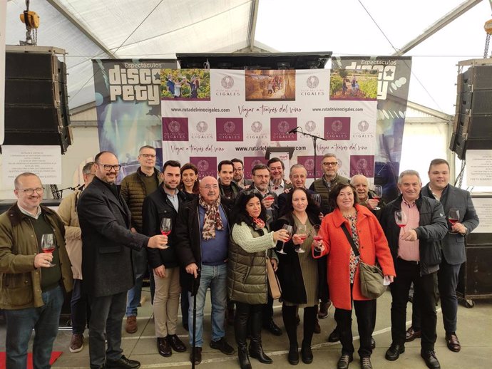 Mucientes (Valladolid) acoge la XV edición de la 'Fiesta del Primer Vino'.
