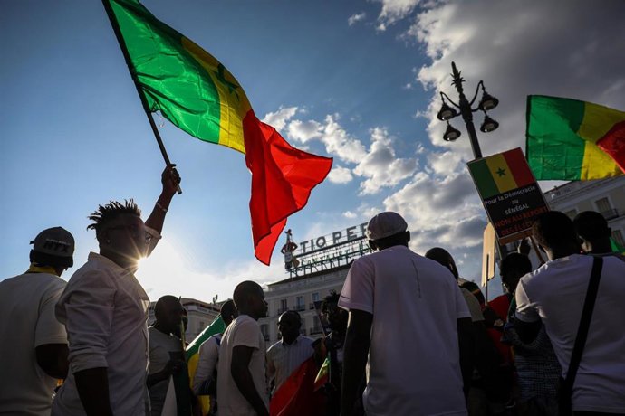 Archivo - Manifestación en Madrid a favor de la democracia en Senegal