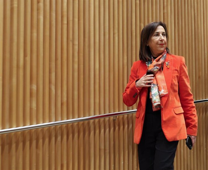 La ministra de Defensa, Margarita Robles, durante la Comisión de Defensa en el Congreso de los Diputados.