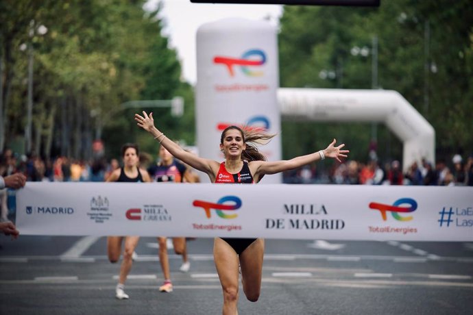 Archivo - Marta García bate el récord de España en los 3.000 metros en pista cubierta en Boston