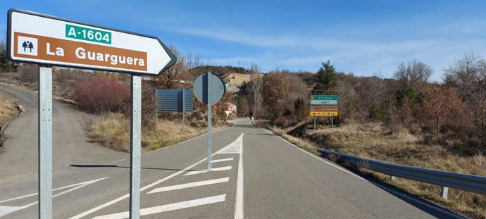 Carretera A-1604, que une Sabiñánigo con Boltaña por la Guarguera.