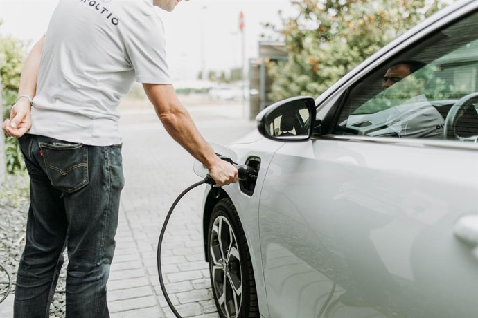 Archivo - Woltio presenta en Genera sus últimos cargadores AC para los sectores residencial y terciario.