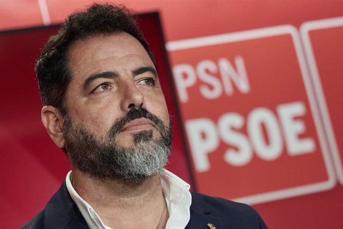 Archivo - El secretario de Organización del PSN y portavoz parlamentario, Ramón Alzórriz.