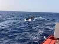 Salvamento intercepta un cayuco con 105 personas, dos fallecidas y una grave, al sur de Gran Canaria