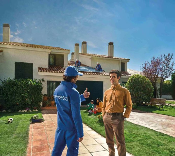 Instalación de placas solares de Endesa