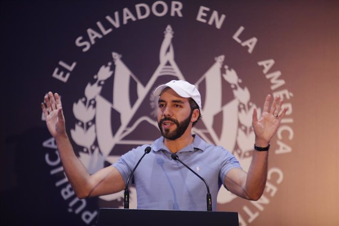 SAN SALVADOR, Feb. 5, 2024  -- Incumbent Salvadoran President Nayib Bukele speaks at a press conference during the presidential election in San Salvador, El Salvador, Feb. 4, 2024. Incumbent Salvadoran President Nayib Bukele announced on Sunday that he ha