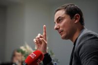 Lobato cree que Ayuso "debería pedir disculpas" a Consuelo Ordoñez y recuerda que ETA "murió hace muchos años"