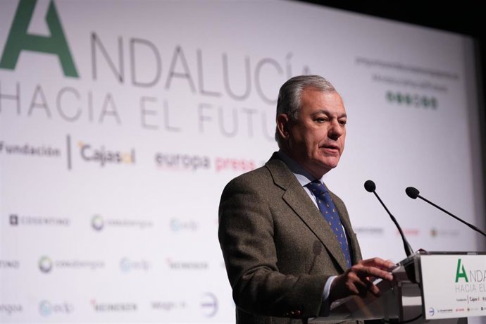 Archivo - El alcalde de Sevilla, José Luis Sanz