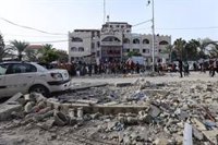 Evacuadas 8.000 personas de la sede de la Media Luna Roja Palestina y del Hospital Al Amal en Gaza