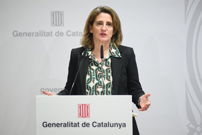 La vicepresidenta y ministra para la Transición Ecológica y el Reto Demográfico, Teresa Ribera, ofrece declaraciones tras la reunión sobre la sequía en Catalunya, en la Consellería de Acción Climática, a 5 de febrero de 2024, en Barcelona, Catalunya, (E