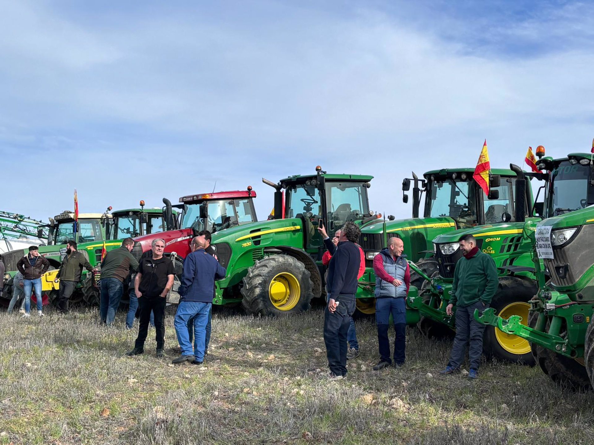 ULTIMA HORA, MOVILIZACIÓN DE AGRICULTORES. CLM aplaude las medidas de la  Unión Europea para el campo (Castilla-La Mancha, Política)