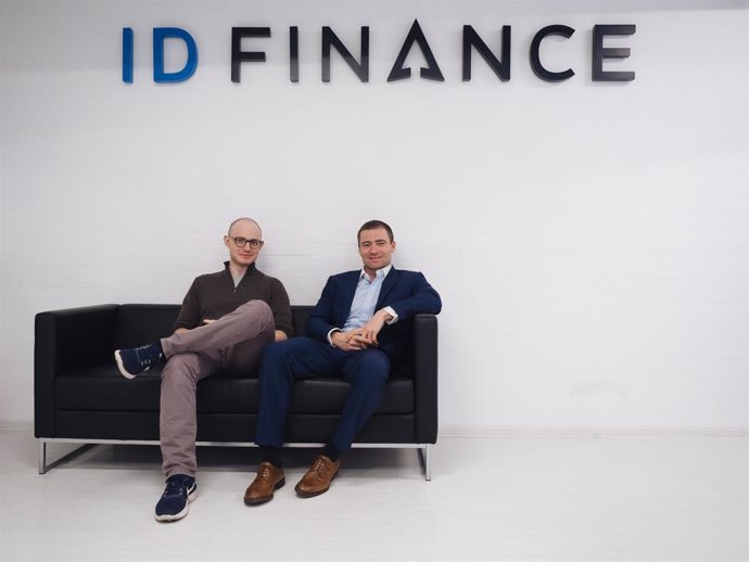 Archivo - Los fundadores de ID Finance, los exbanqueros Boris Batin y Alexander Dunaev.