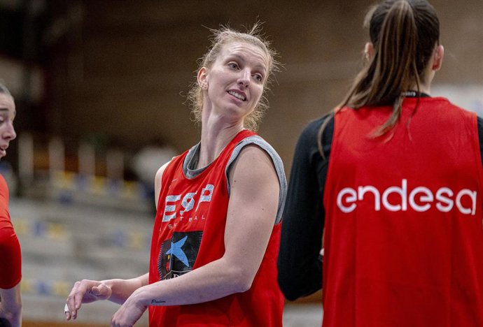 Laura Gil: "No pienso en decepción, sino en el reto que tenemos para ir a los Juegos Olímpicos"