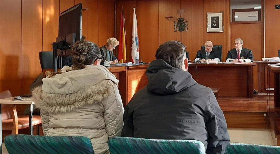 Acusados de agredir a tres personas en una discoteca en Selaya en noviembre de 2019