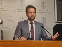 Queipo rechaza la "improvisación" de Barbón en la "rocambolesca" unión entre Cultura y Derechos Sociales